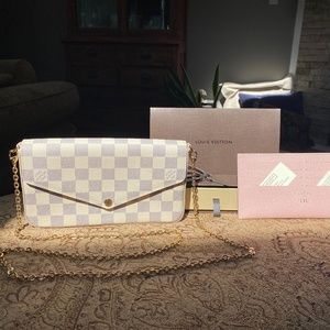 Louis Vuitton Felicie Pochette Damier Azur